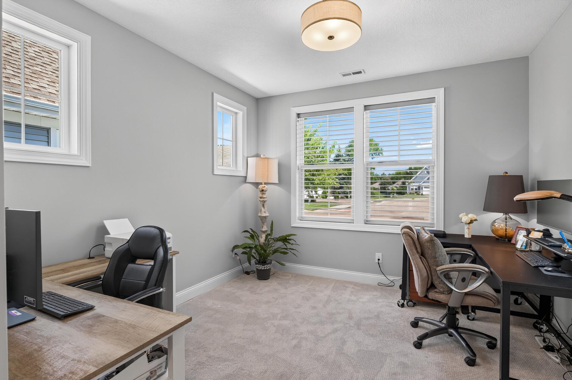 18043 38th Place N Property Photo 21