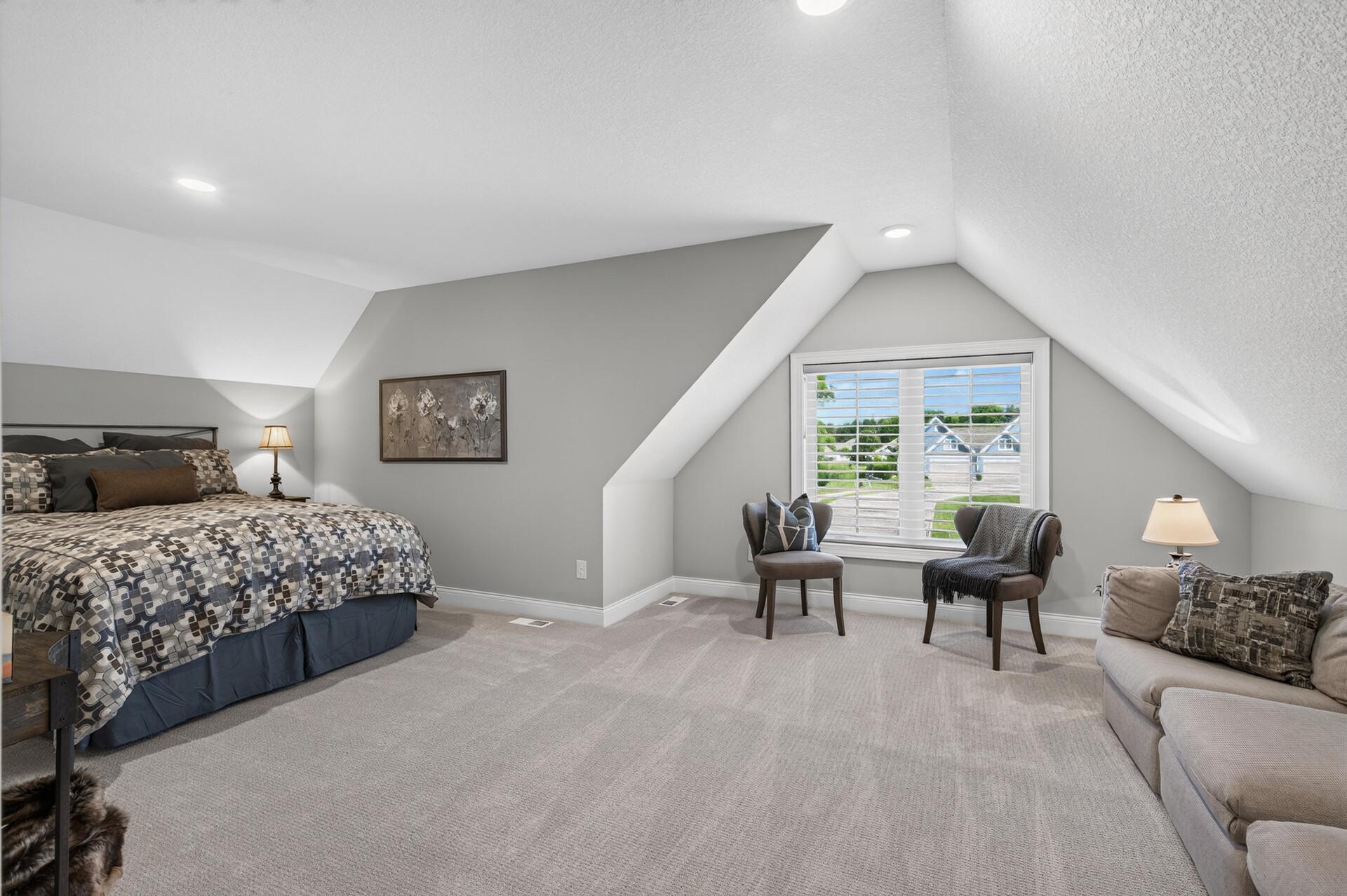 18043 38th Place N Property Photo 24