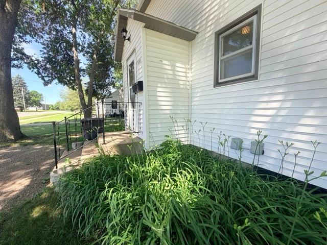 220 Grace Avenue Property Photo 2