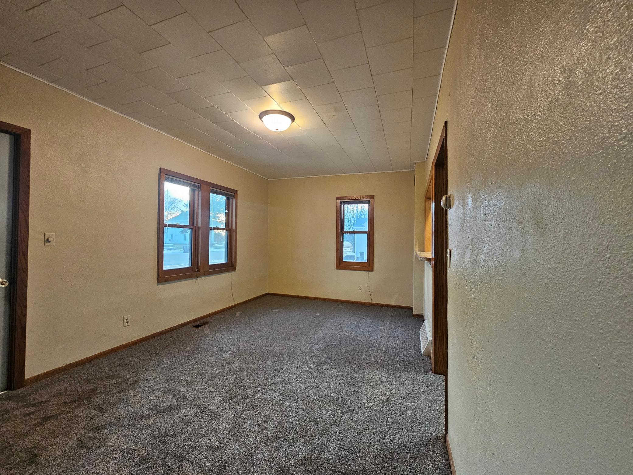 220 Grace Avenue Property Photo 12