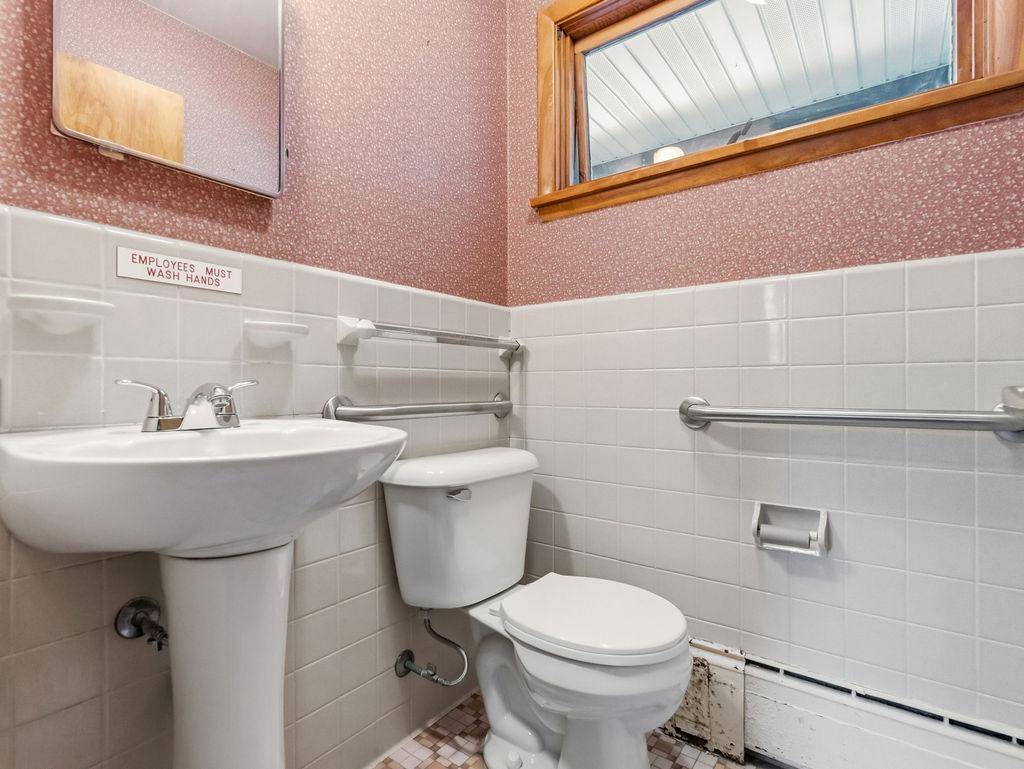 103 Hilltop Drive Property Photo 21