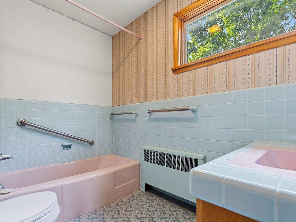 103 Hilltop Drive Property Photo 38