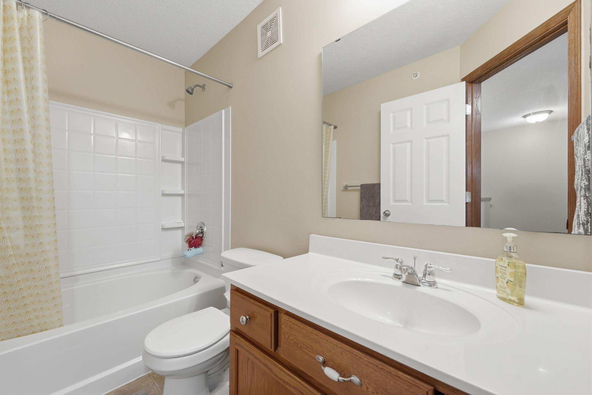 8336 Emery Parkway N Property Photo 12