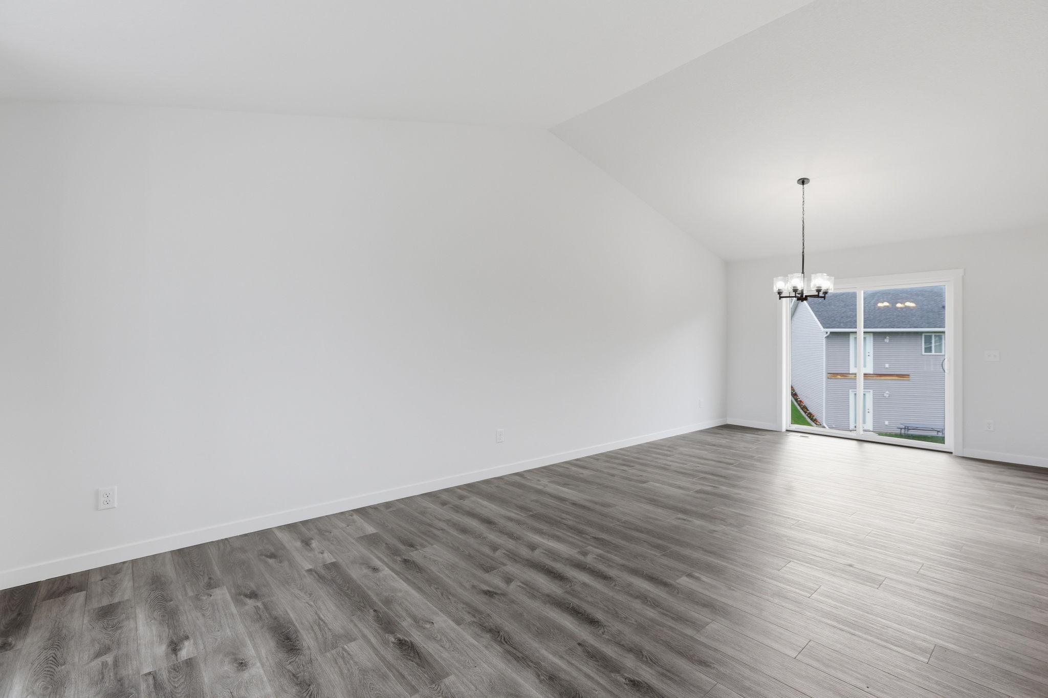 404 Westgate Drive Property Photo 11