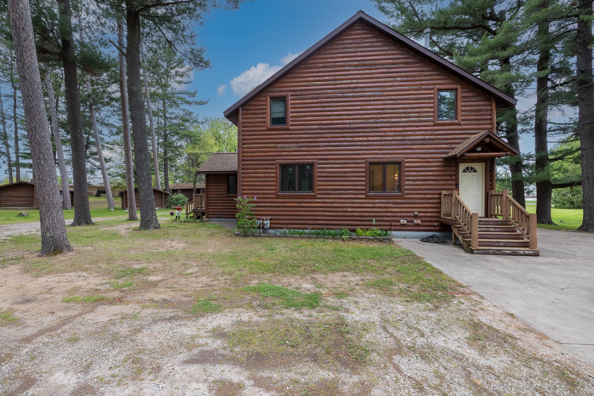 930 Highway 65 S Property Photo 17
