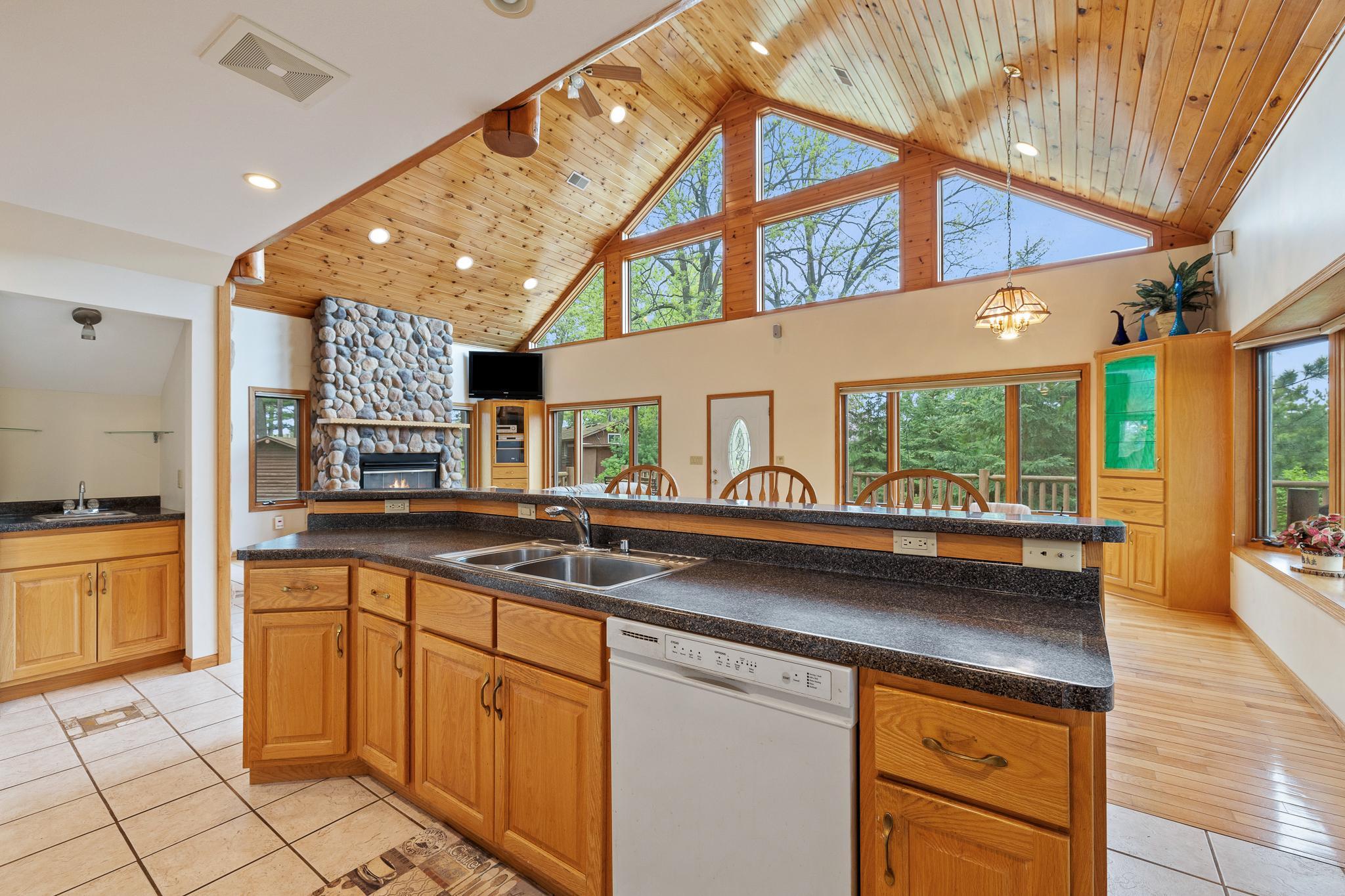 930 Highway 65 S Property Photo 36