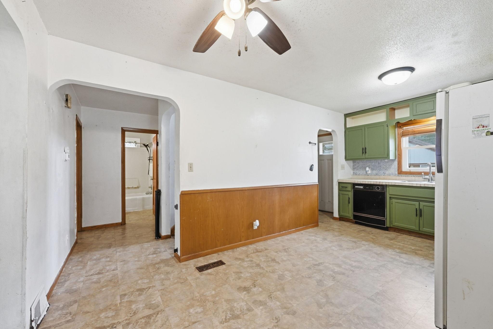 108 21st Avenue N Property Photo 21