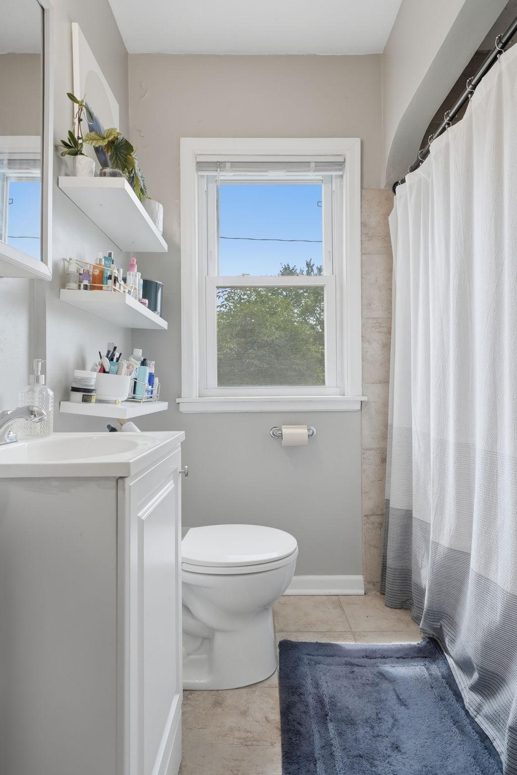 3952 Oakland Avenue Property Photo 10