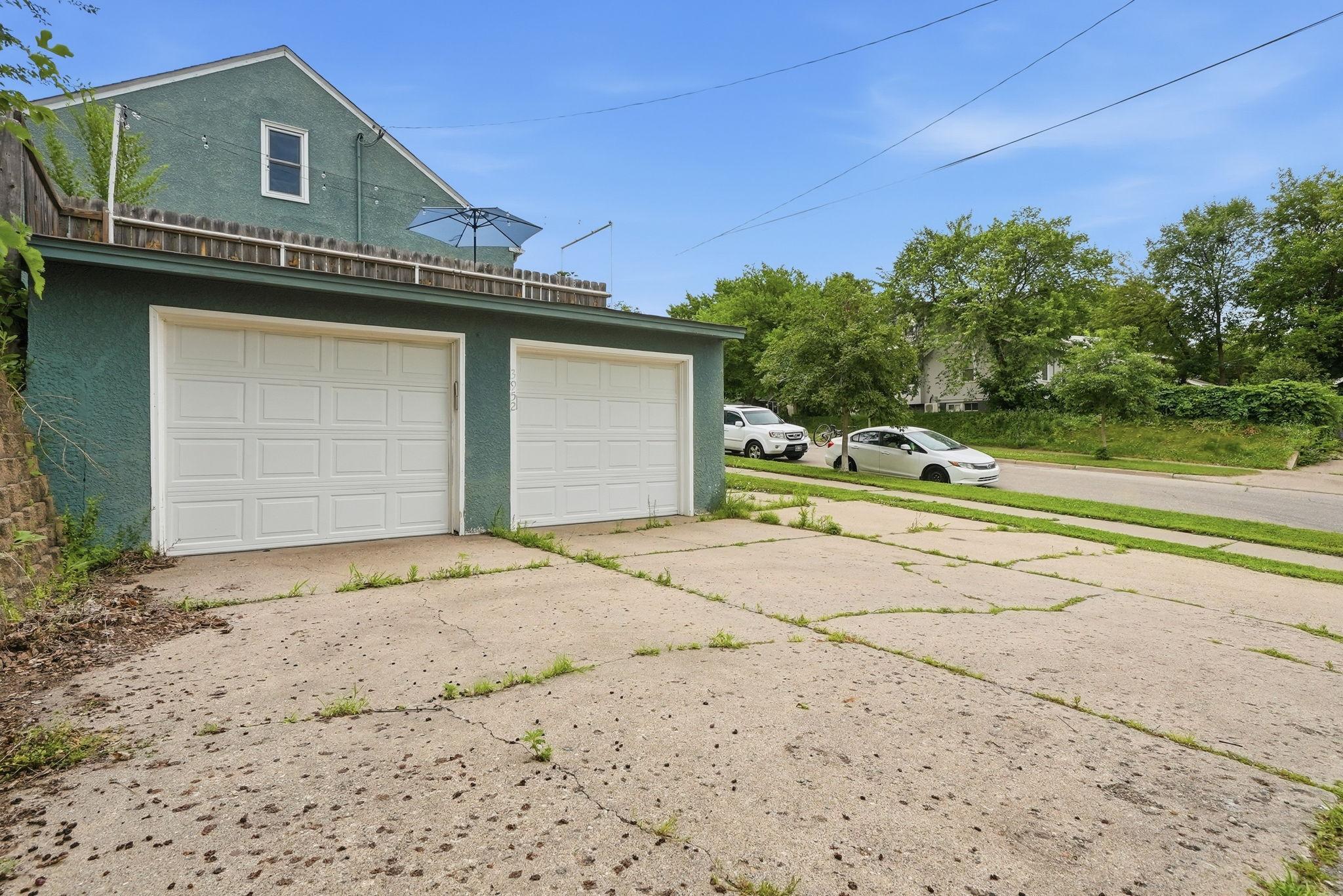 3952 Oakland Avenue Property Photo 37