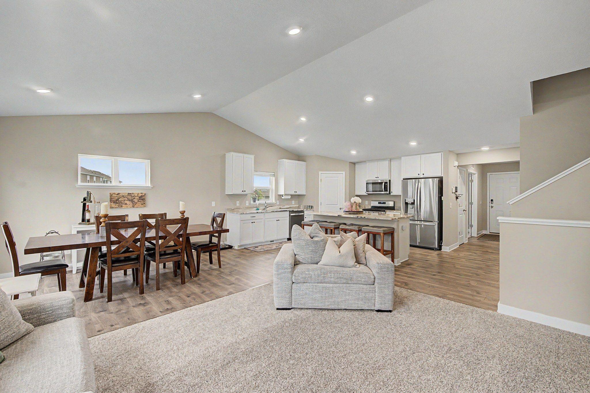 14211 Cheshire Lane N Property Photo 3