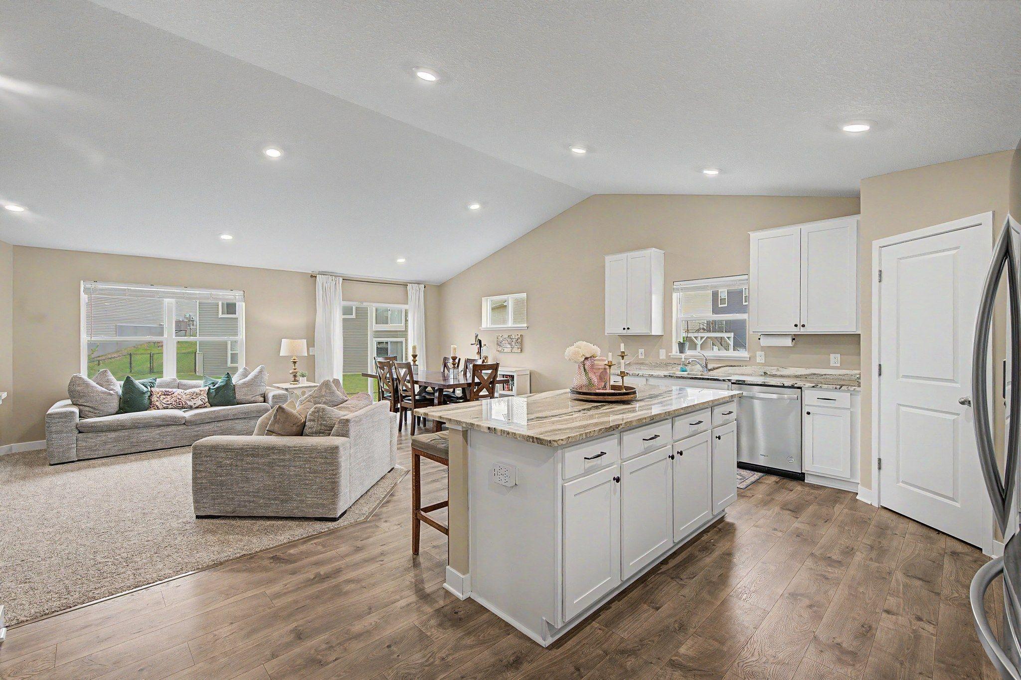 14211 Cheshire Lane N Property Photo 8
