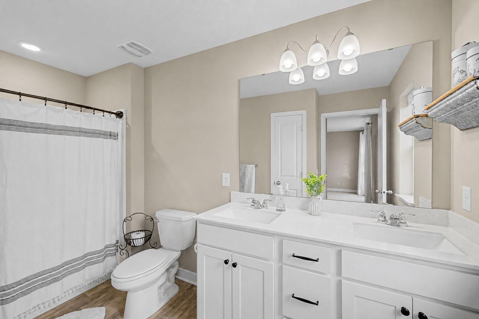 14211 Cheshire Lane N Property Photo 17