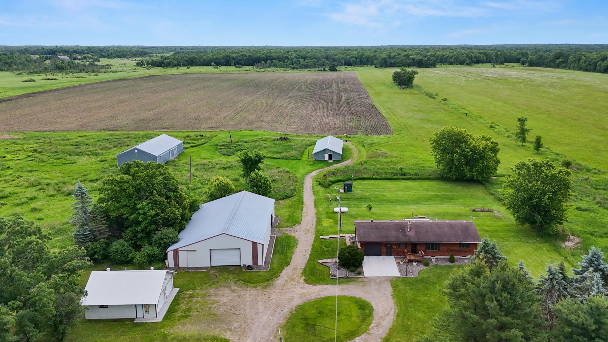 25756 Us Highway 169 Property Photo 1