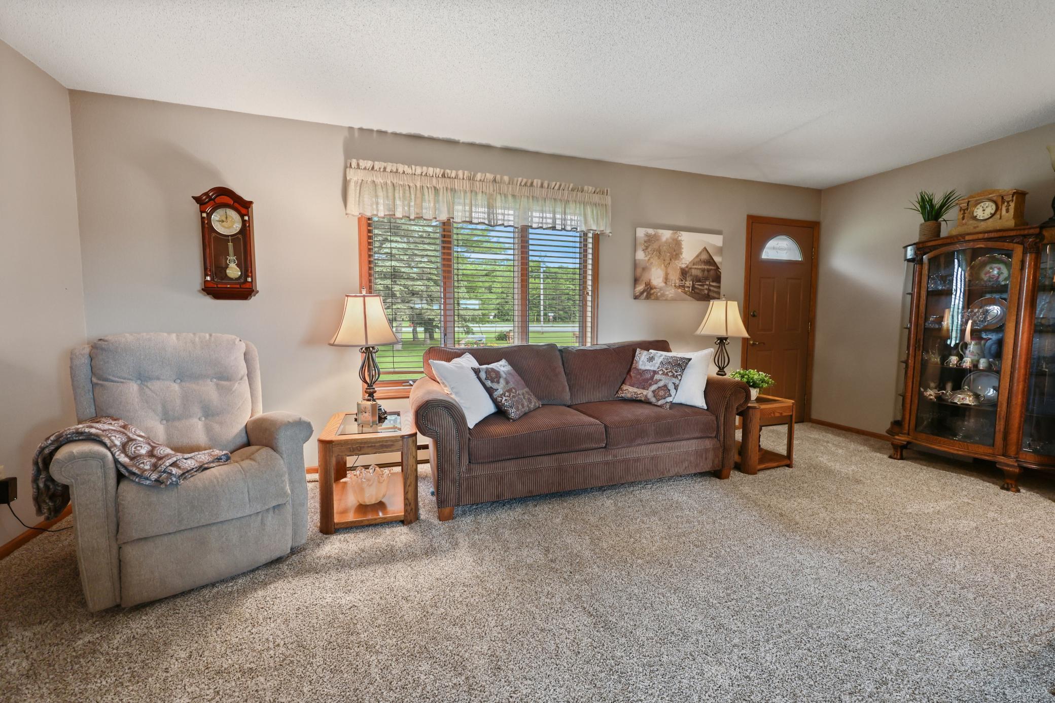 25756 Us Highway 169 Property Photo 4