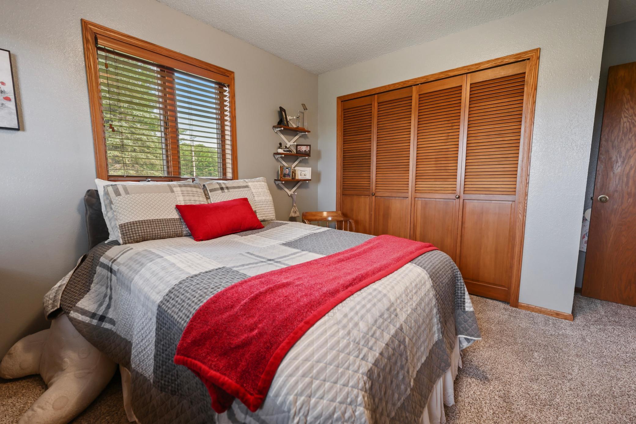 25756 Us Highway 169 Property Photo 10