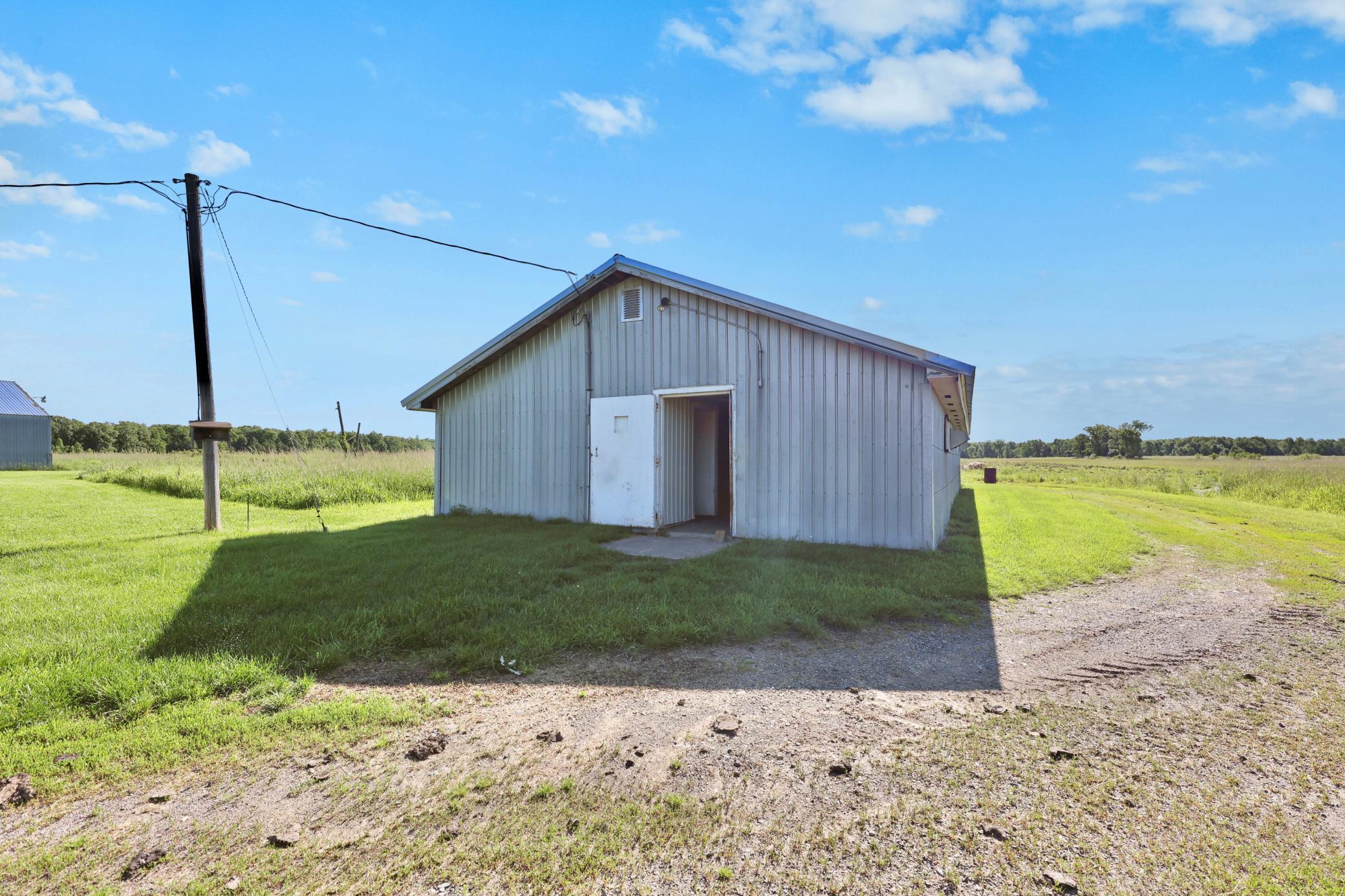 25756 Us Highway 169 Property Photo 45