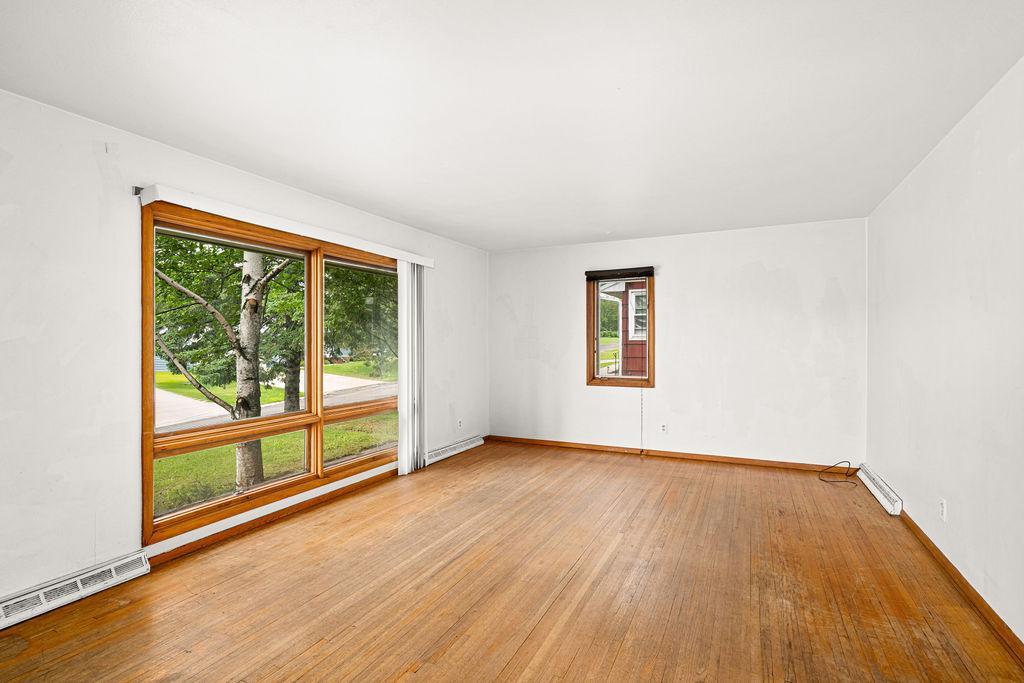 126 E Niagara Street Property Photo 4