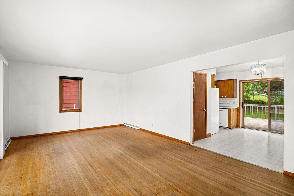 126 E Niagara Street Property Photo 5