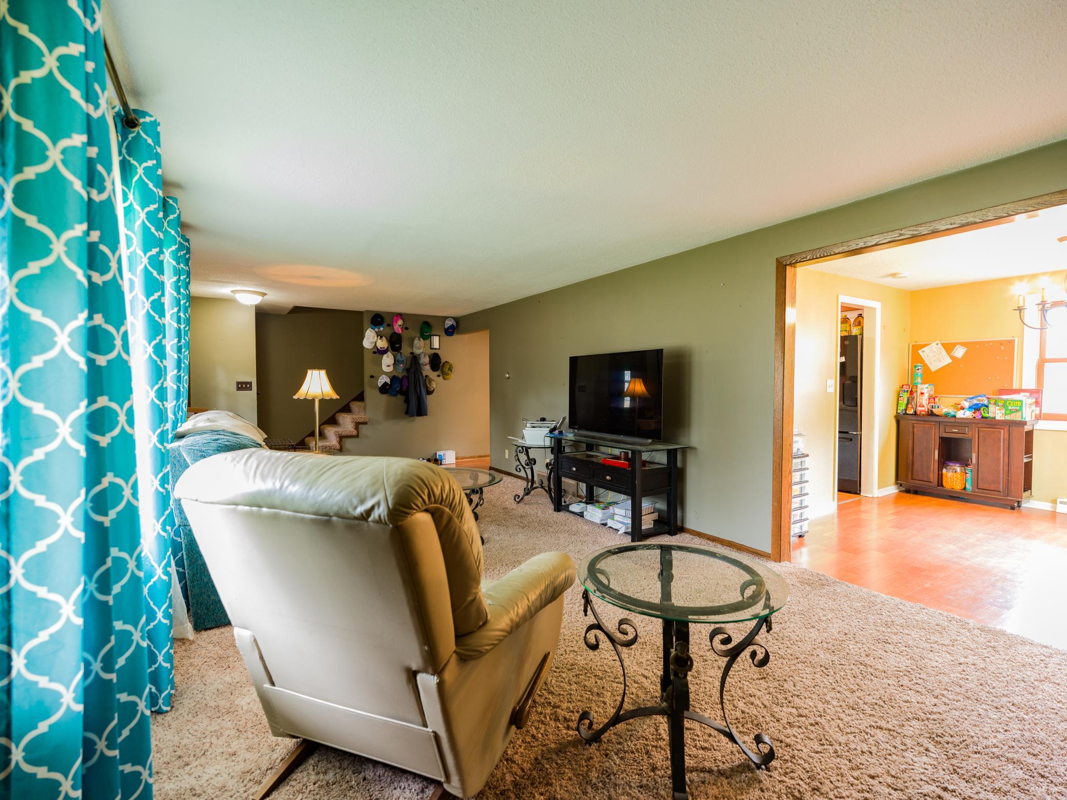 1402 Southview Lane Property Photo 9
