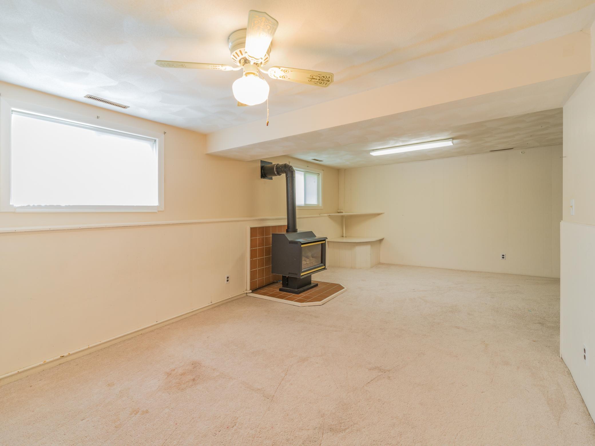 1402 Southview Lane Property Photo 32