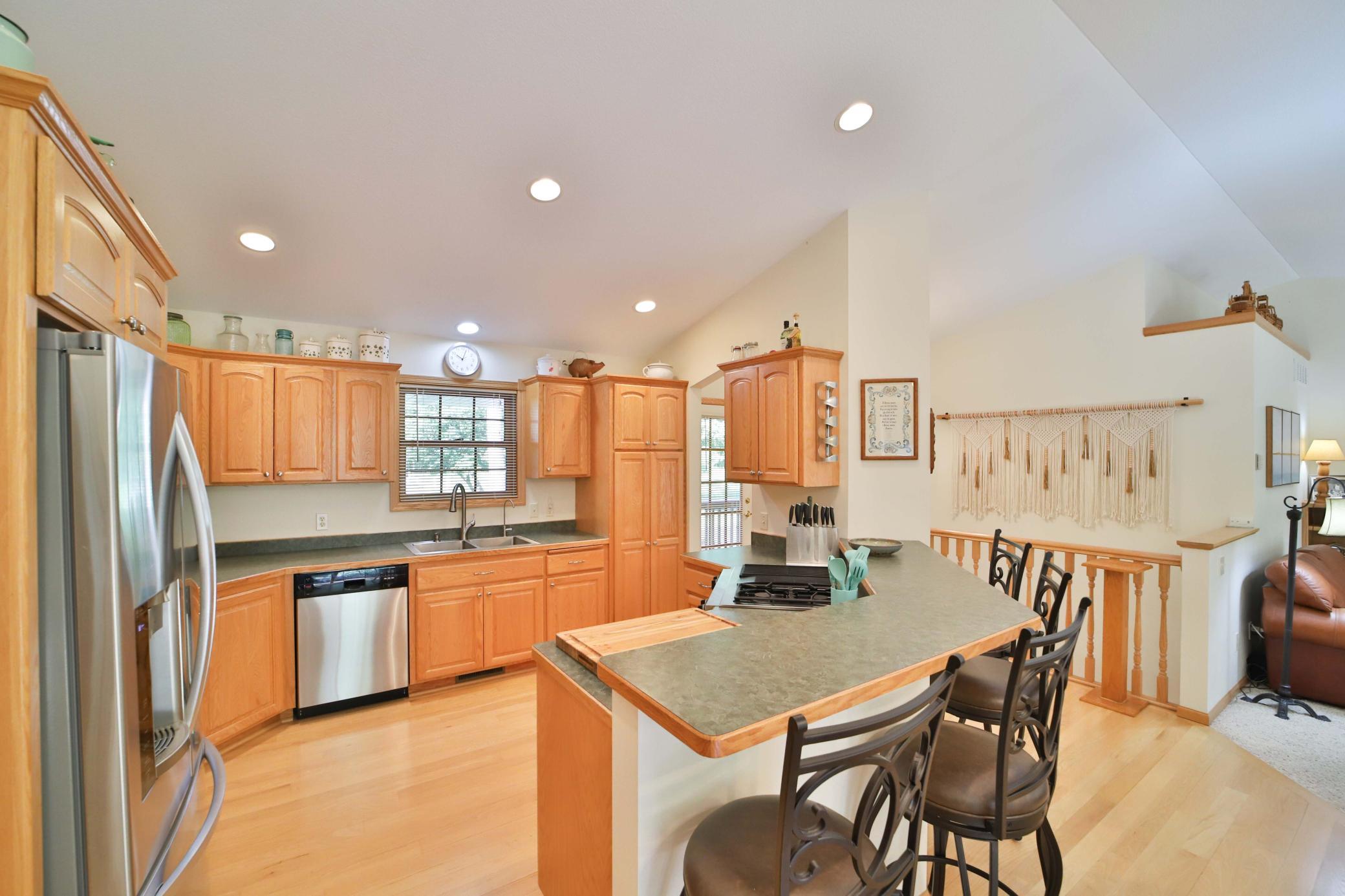 8553 Waseya Woods Drive Property Photo 3