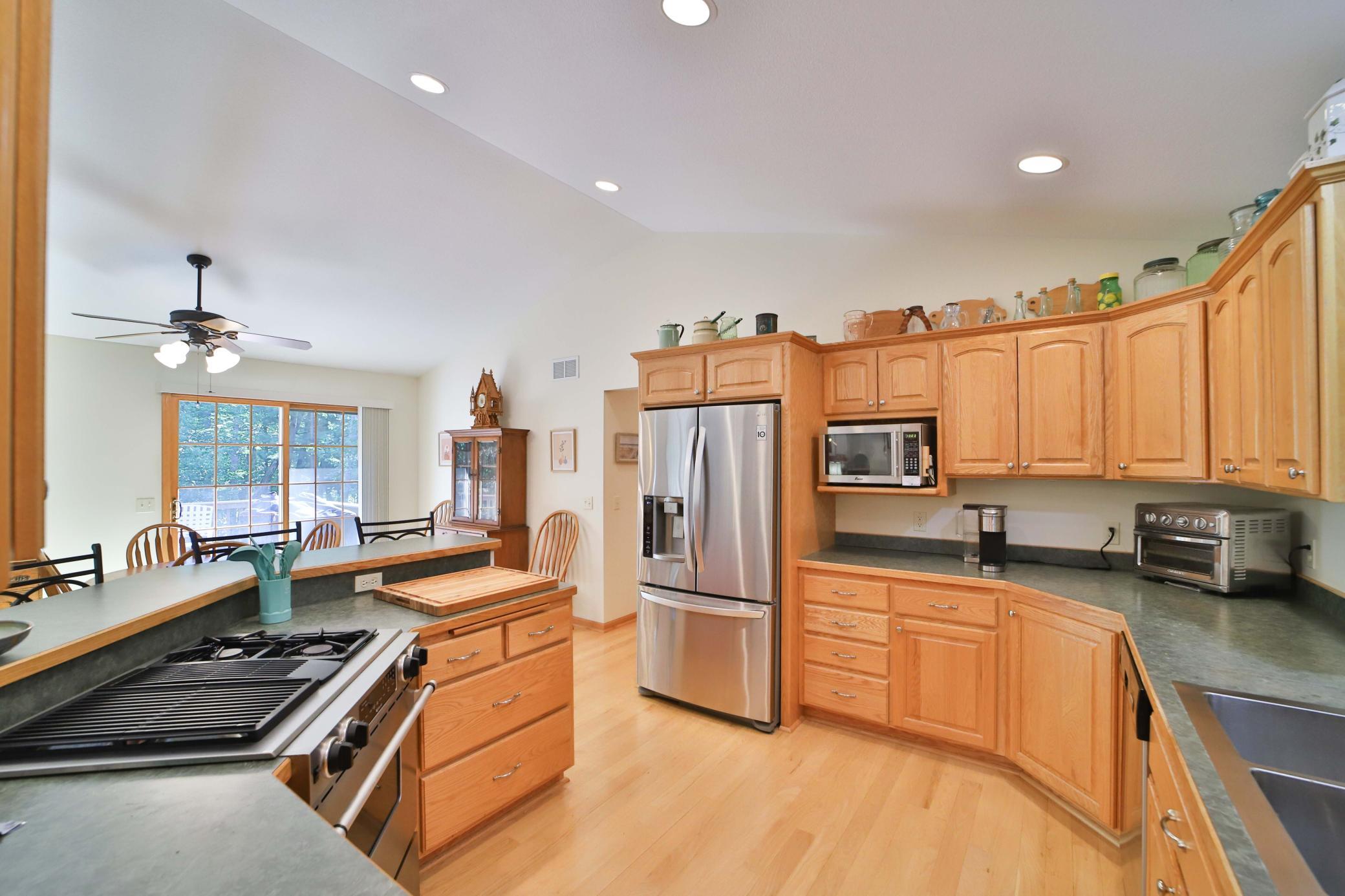 8553 Waseya Woods Drive Property Photo 4