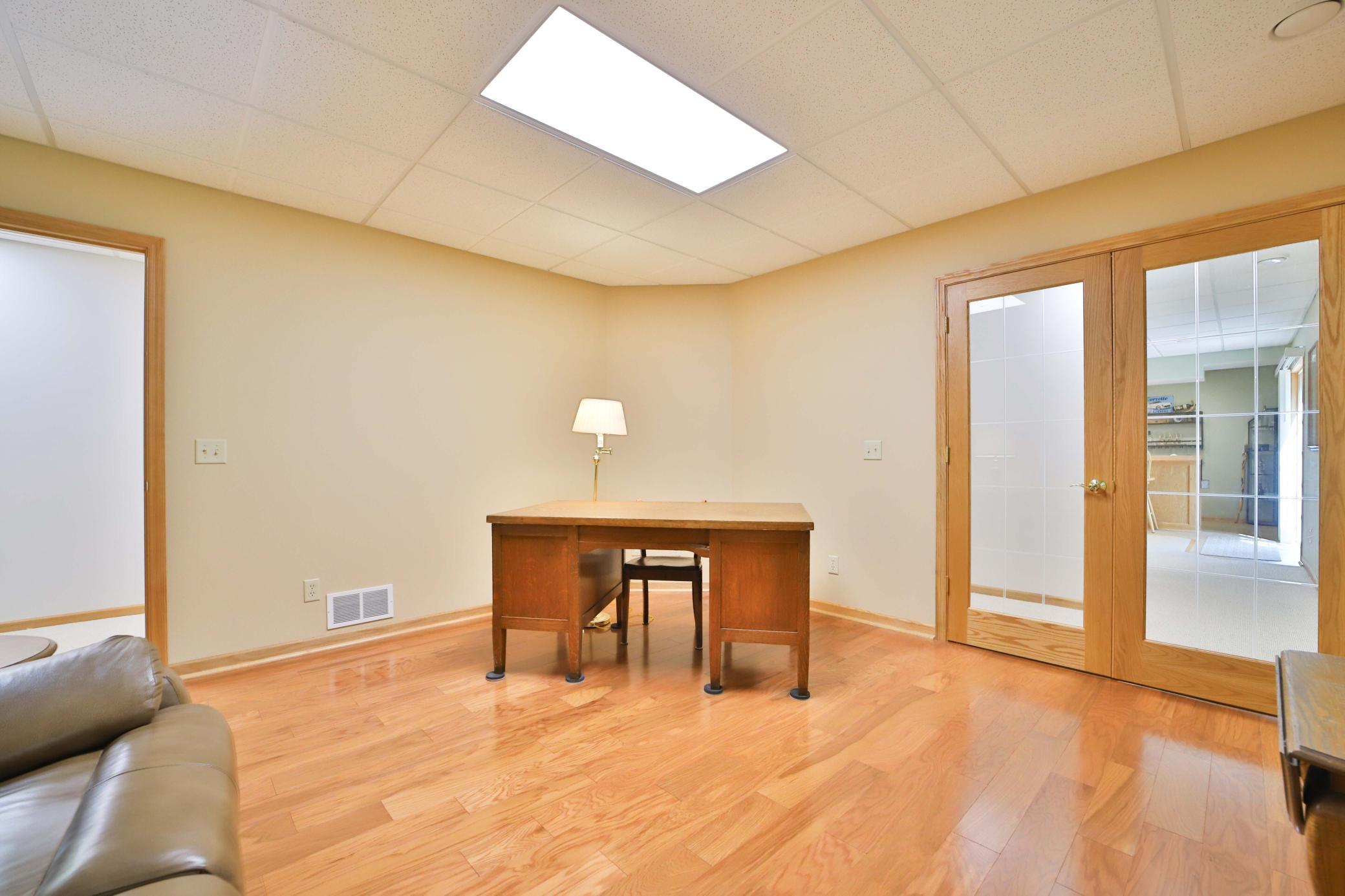 8553 Waseya Woods Drive Property Photo 46