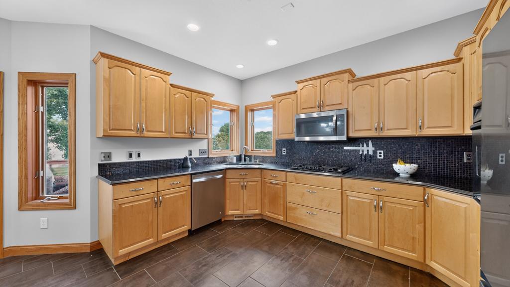 2967 Darcy Drive Ne Property Photo 14