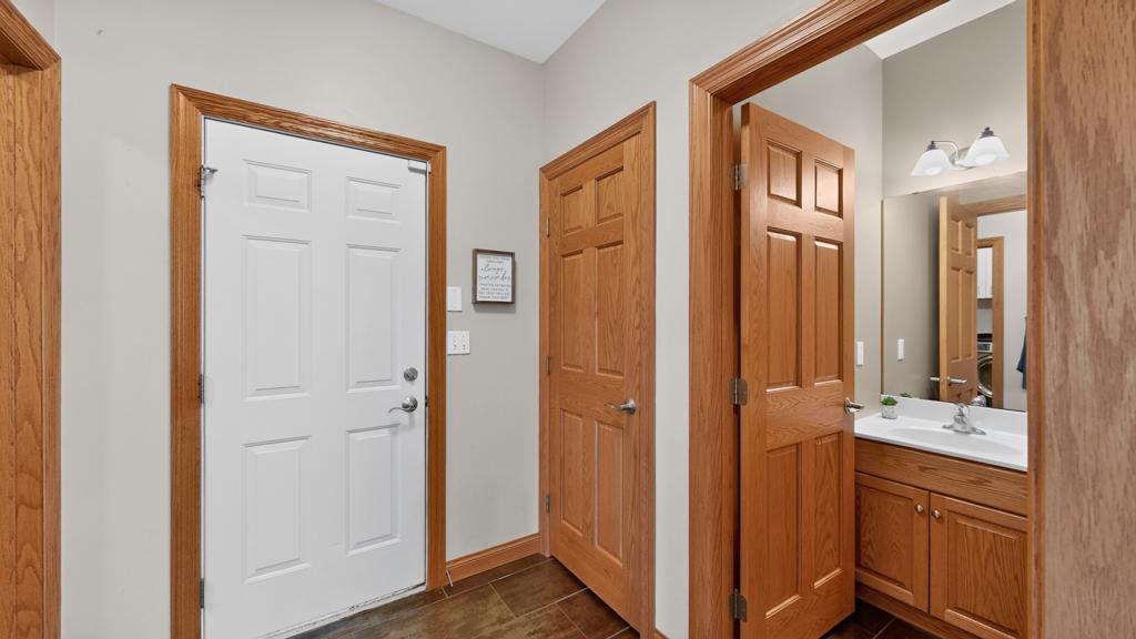 2967 Darcy Drive Ne Property Photo 18