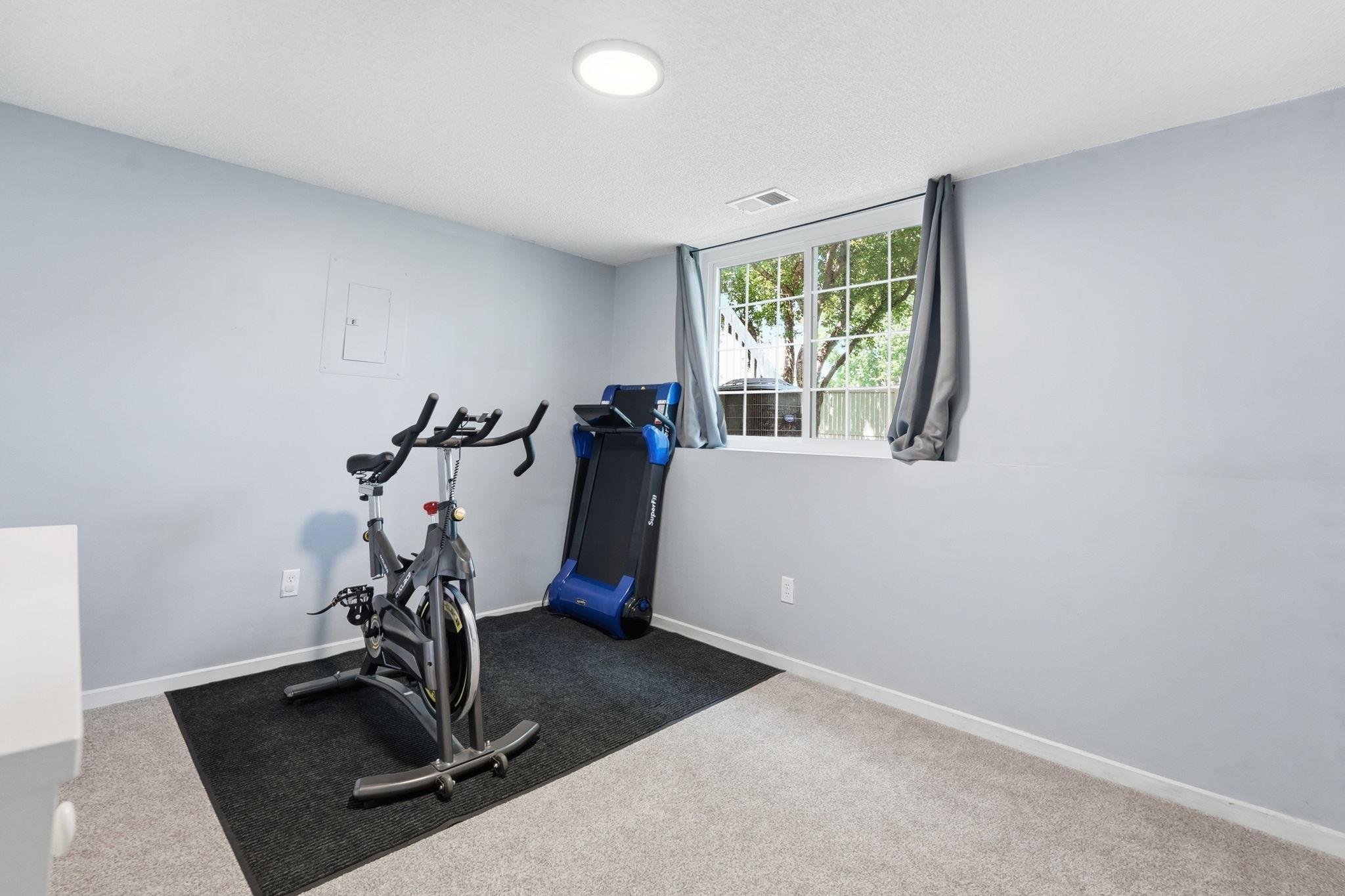 15035 December Way Property Photo 27