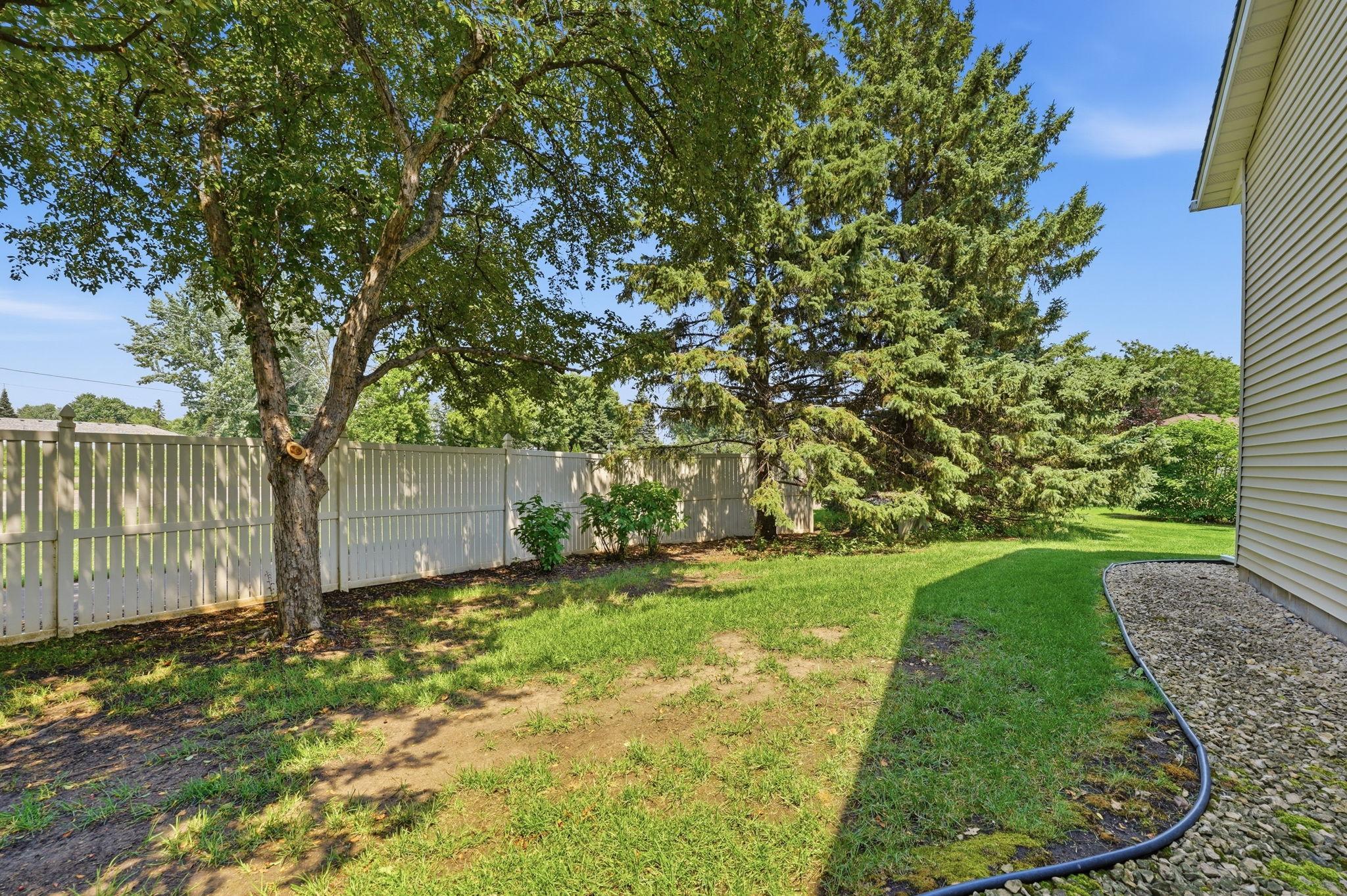 15035 December Way Property Photo 33