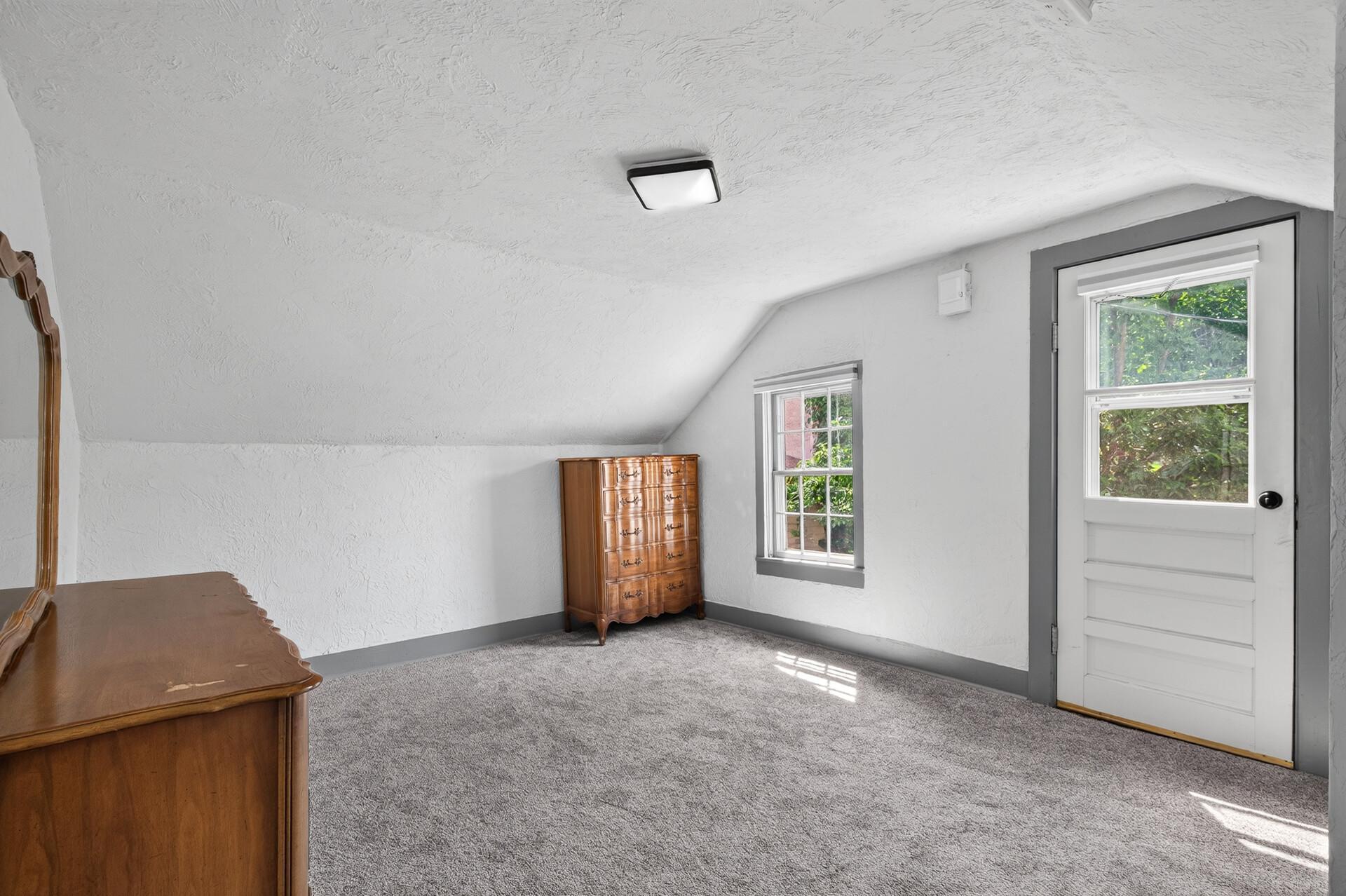 105 Paul Avenue N Property Photo 19