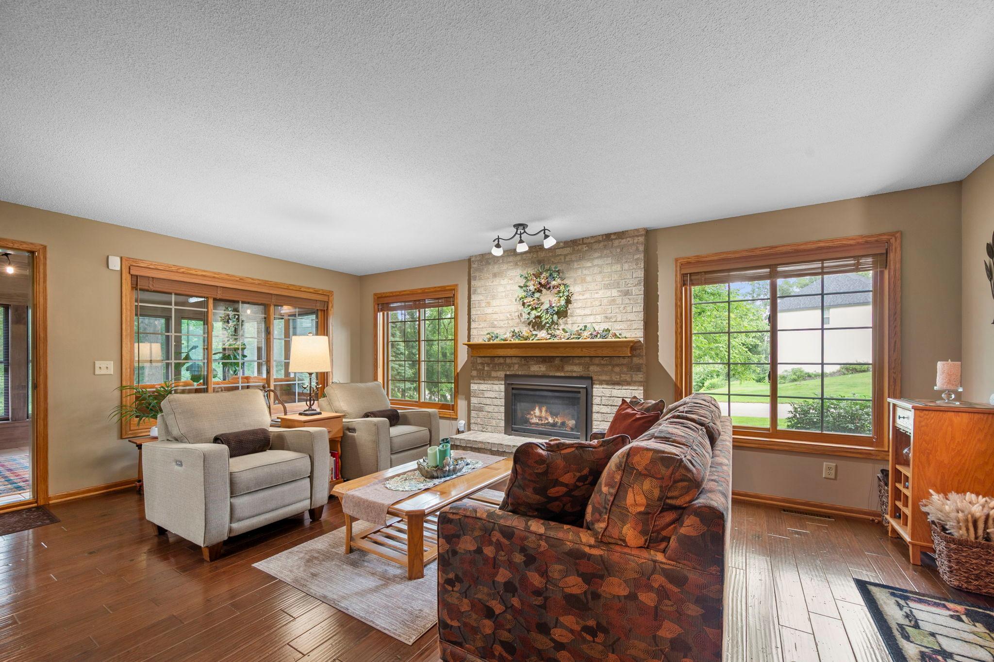 12500 Dorchester Trail Property Photo 4