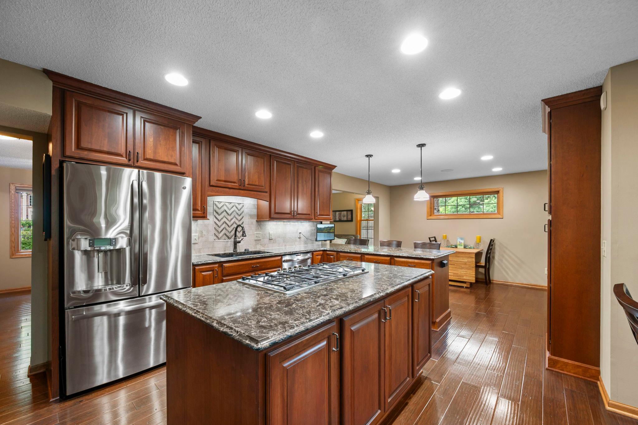 12500 Dorchester Trail Property Photo 7