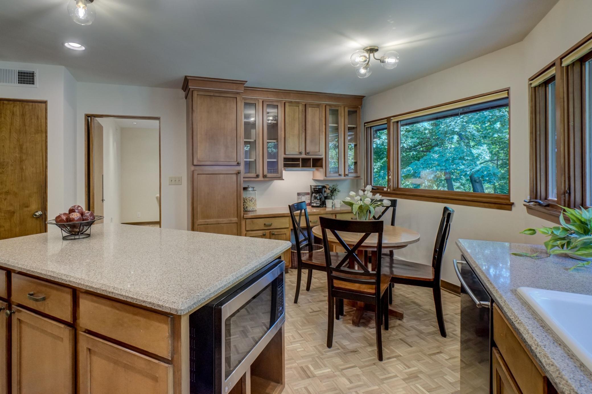 690 Linwood Avenue Property Photo 13