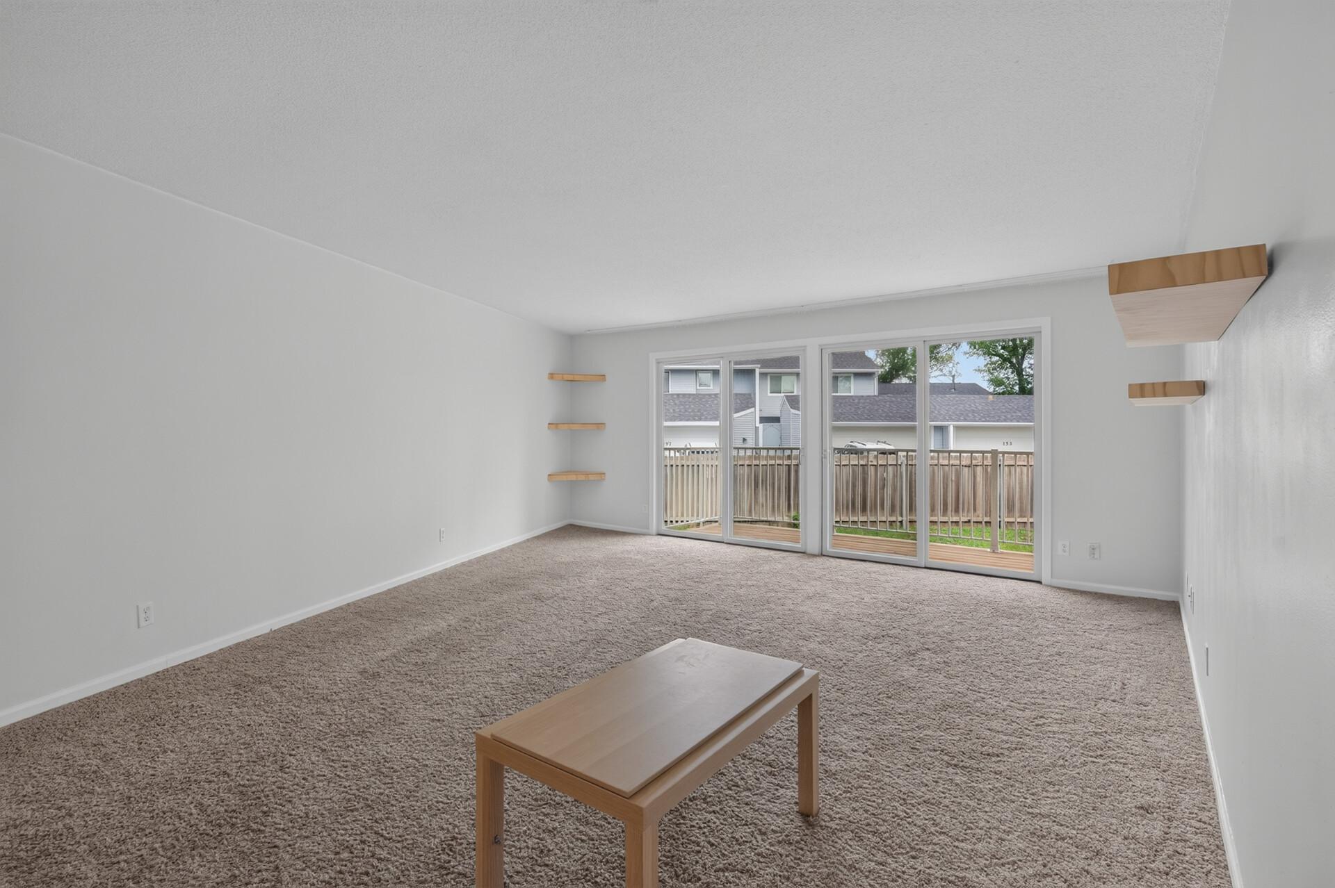 132 Demont Avenue E 232 Property Photo 5