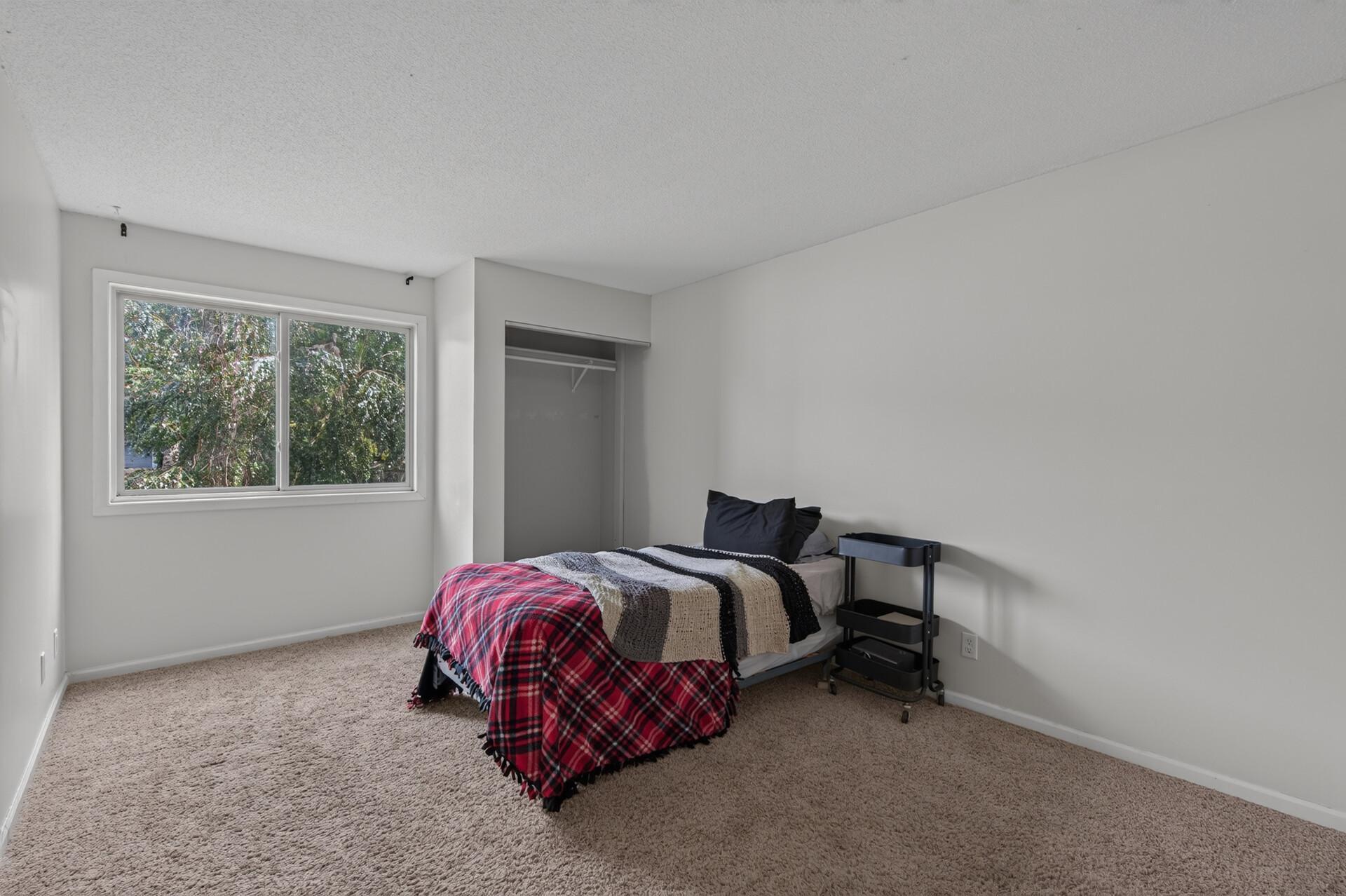 132 Demont Avenue E 232 Property Photo 8