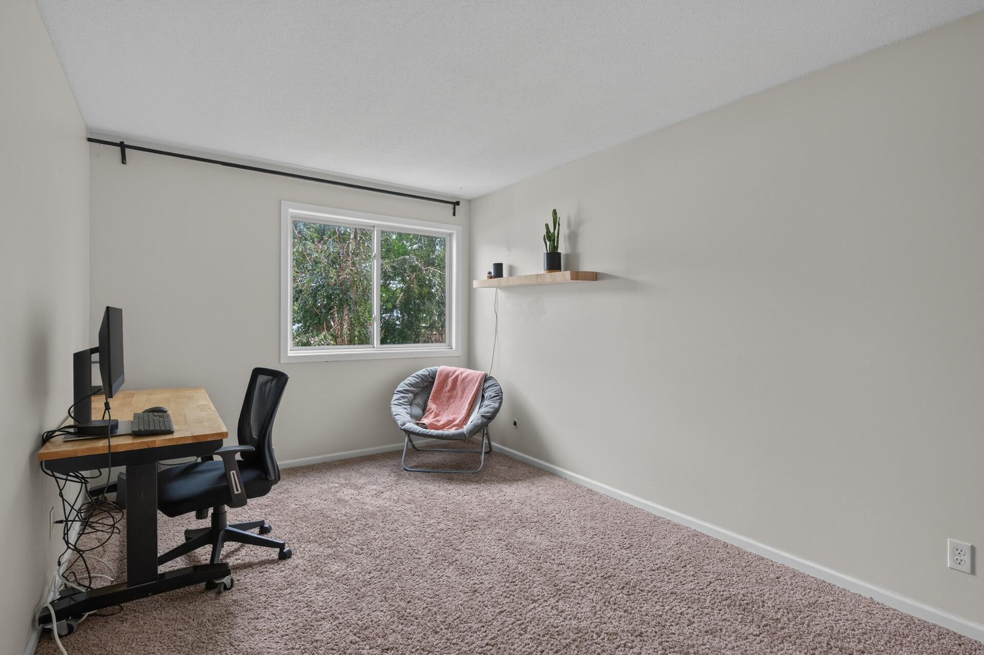 132 Demont Avenue E 232 Property Photo 12