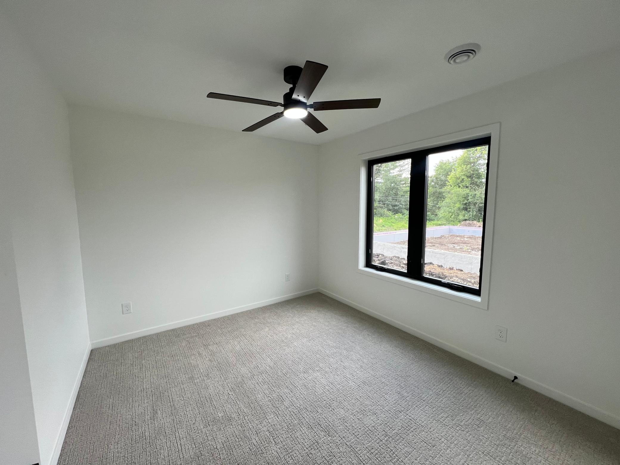1426 Sunrise Avenue Se Property Photo 6