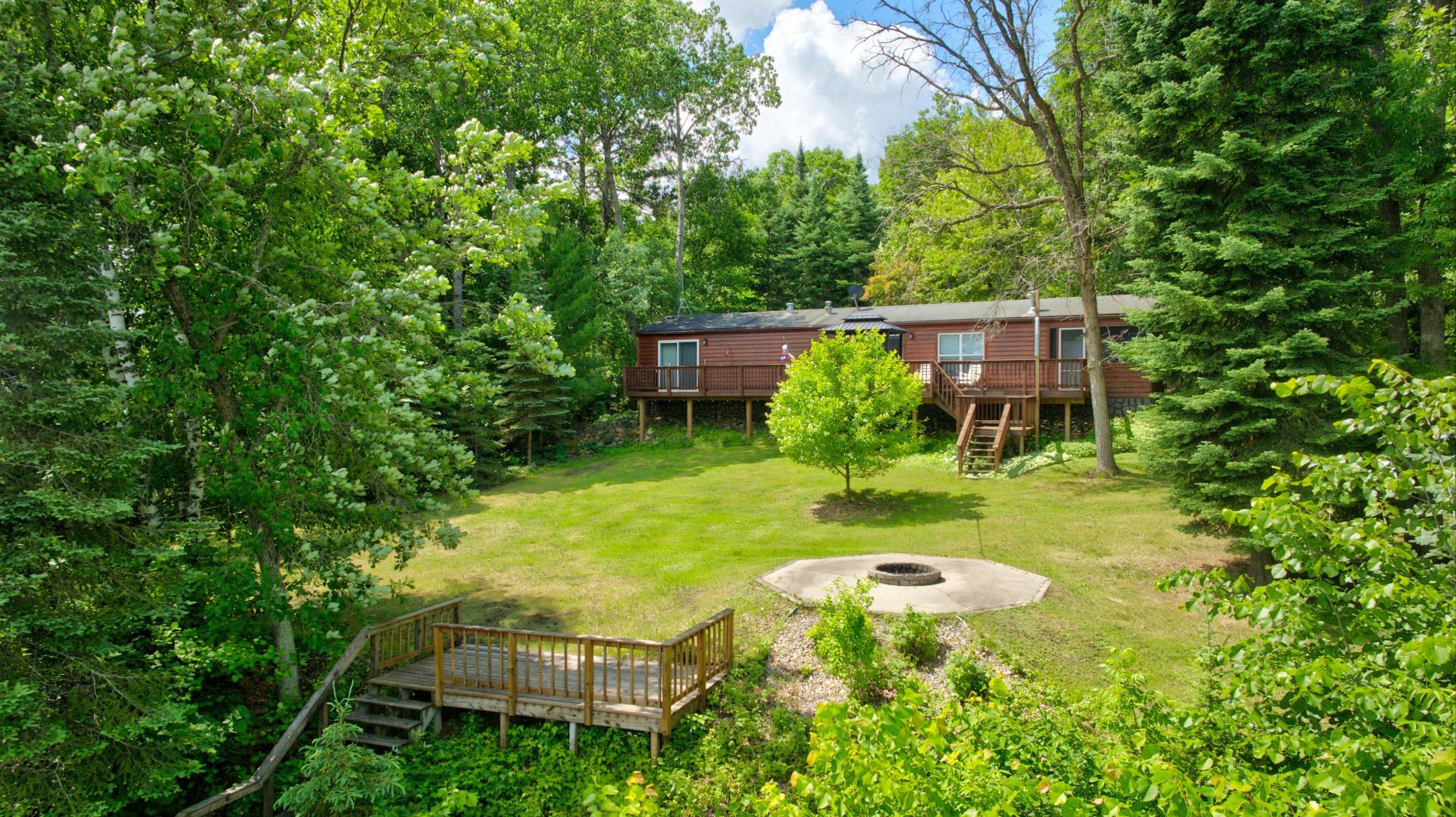 18193 Deer Run Drive Property Photo 2