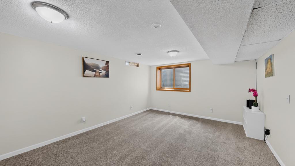 403 3rd Avenue Ne Property Photo 27