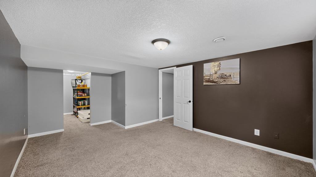 403 3rd Avenue Ne Property Photo 33