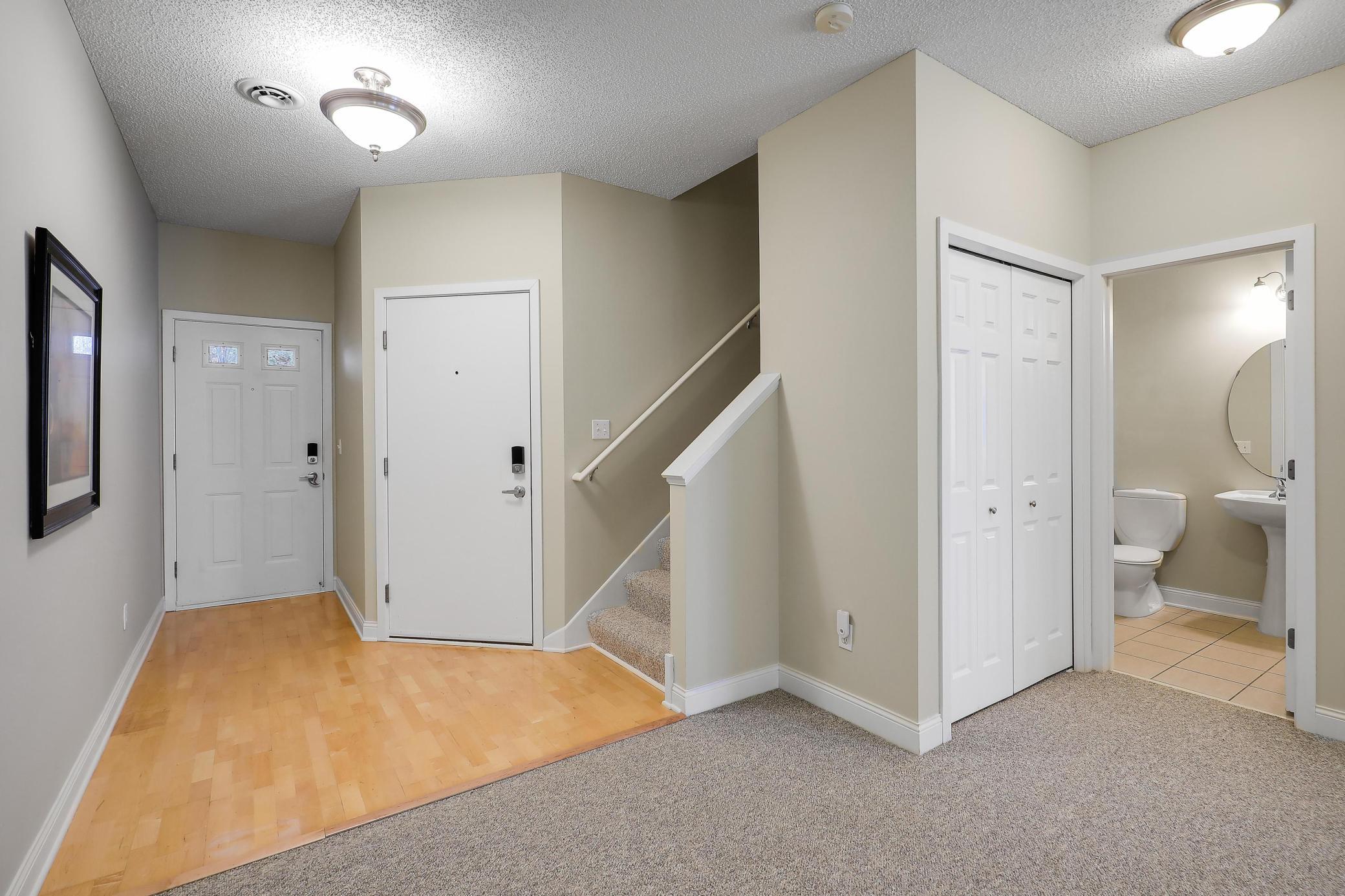 2144 Village Trail Property Photo 3