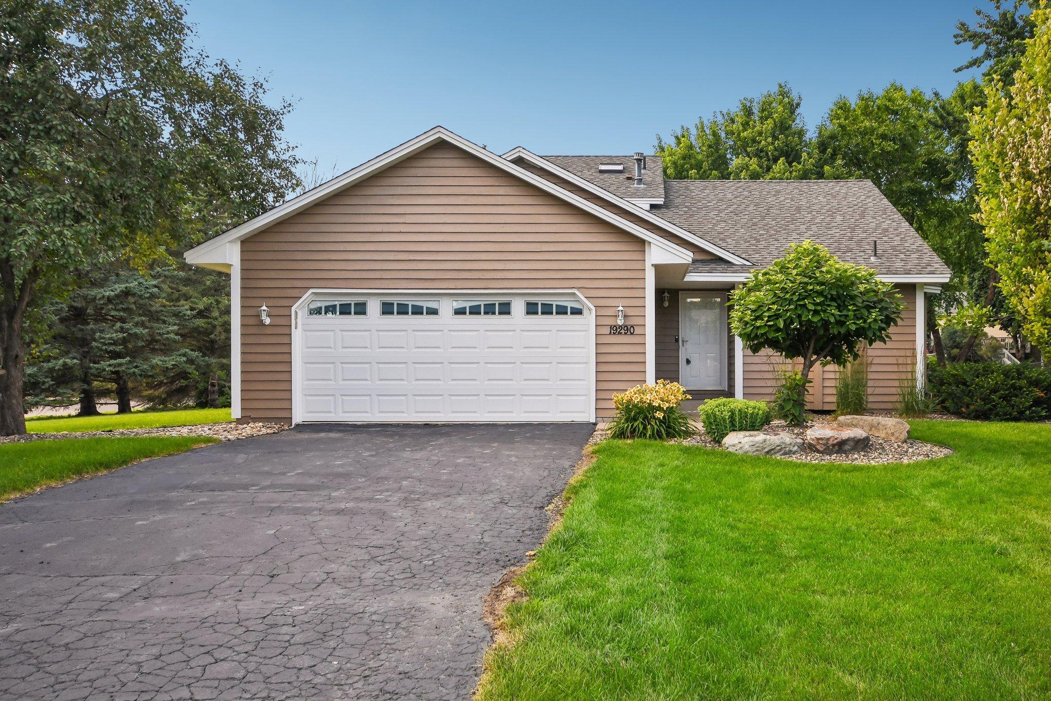 19290 Euclid Court Property Photo 1