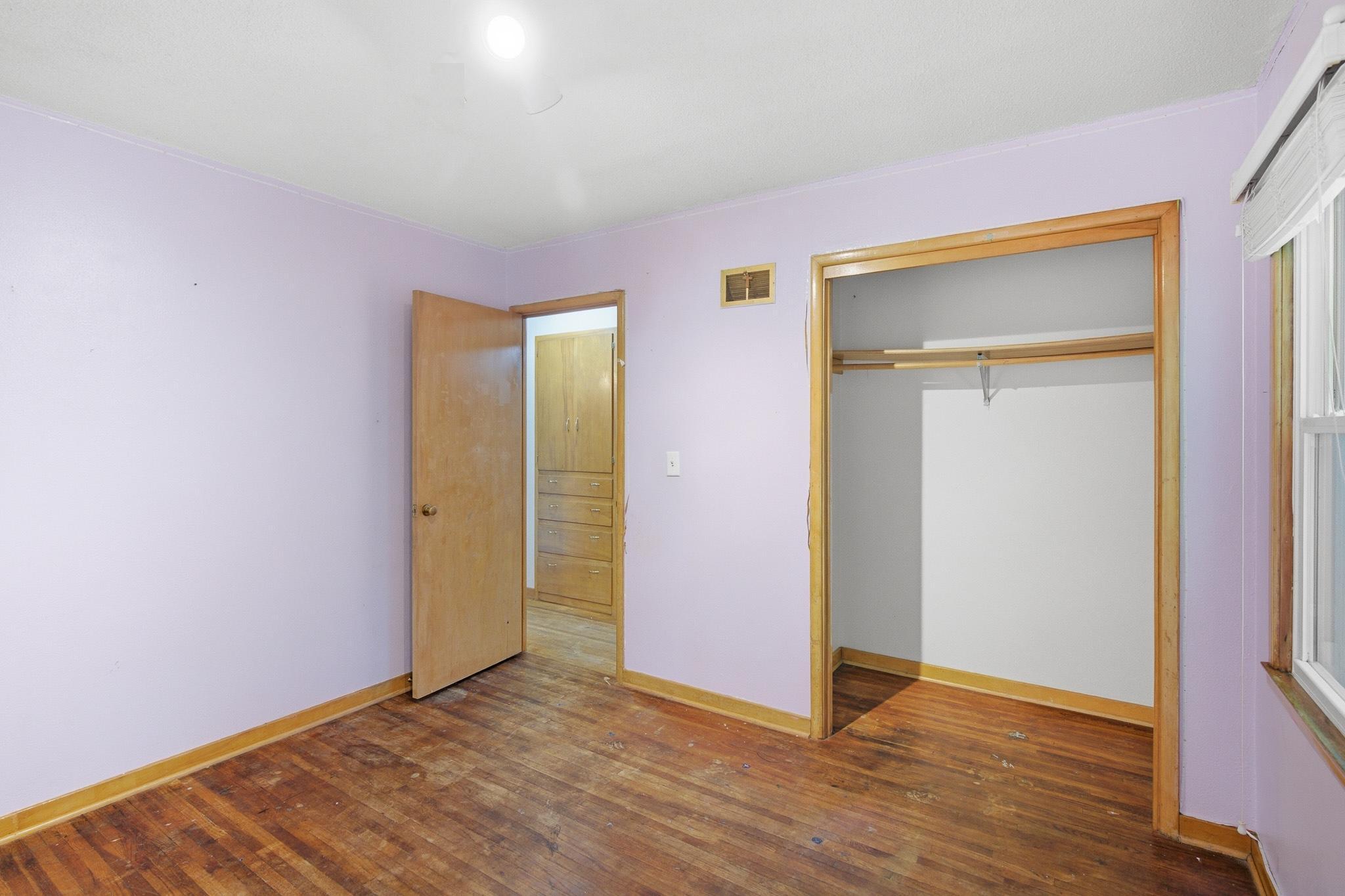 316 Silver Street W Property Photo 14