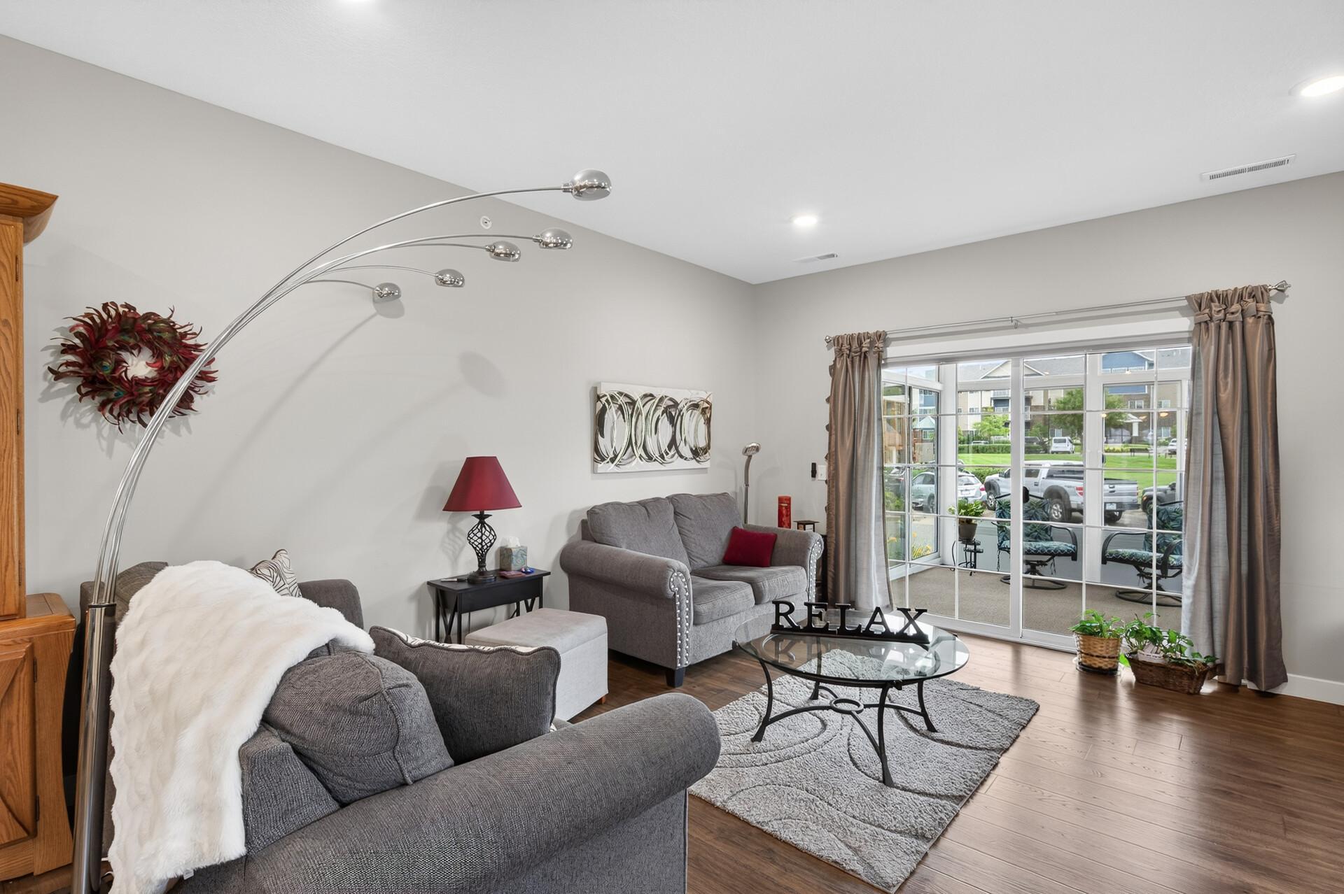 22308 Lilac Way Property Photo 8