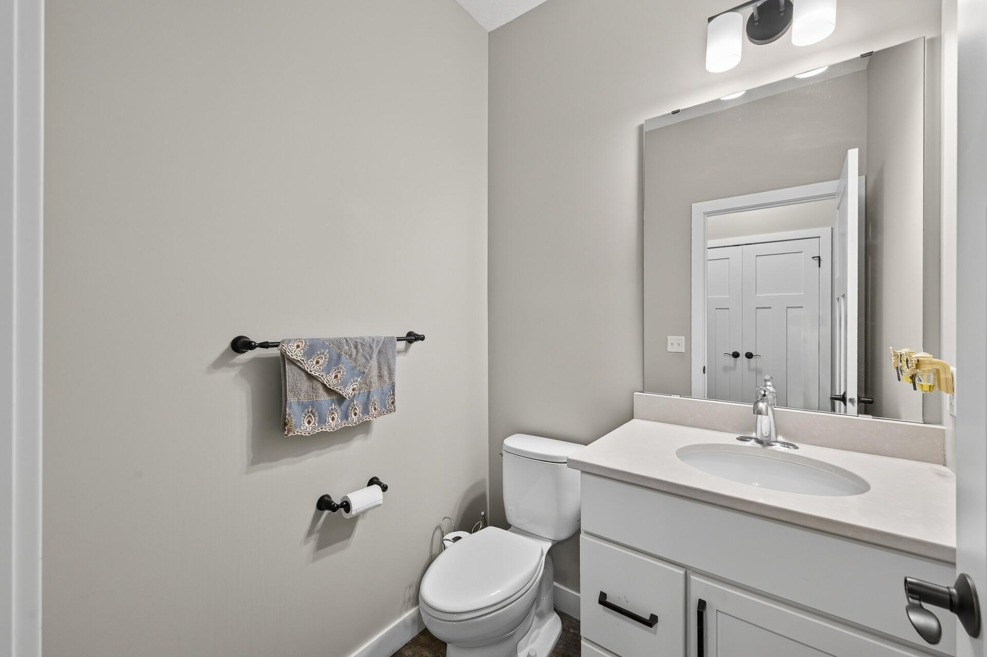 22308 Lilac Way Property Photo 28
