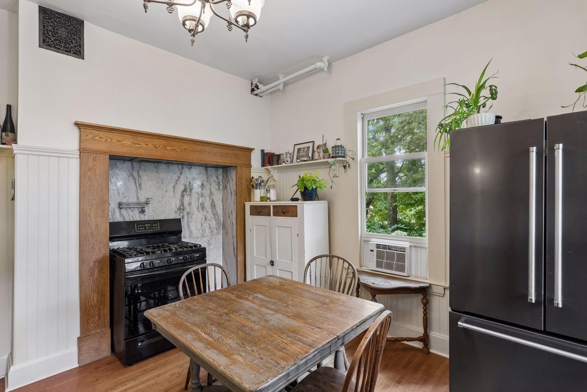 223 Walnut Street Property Photo 25
