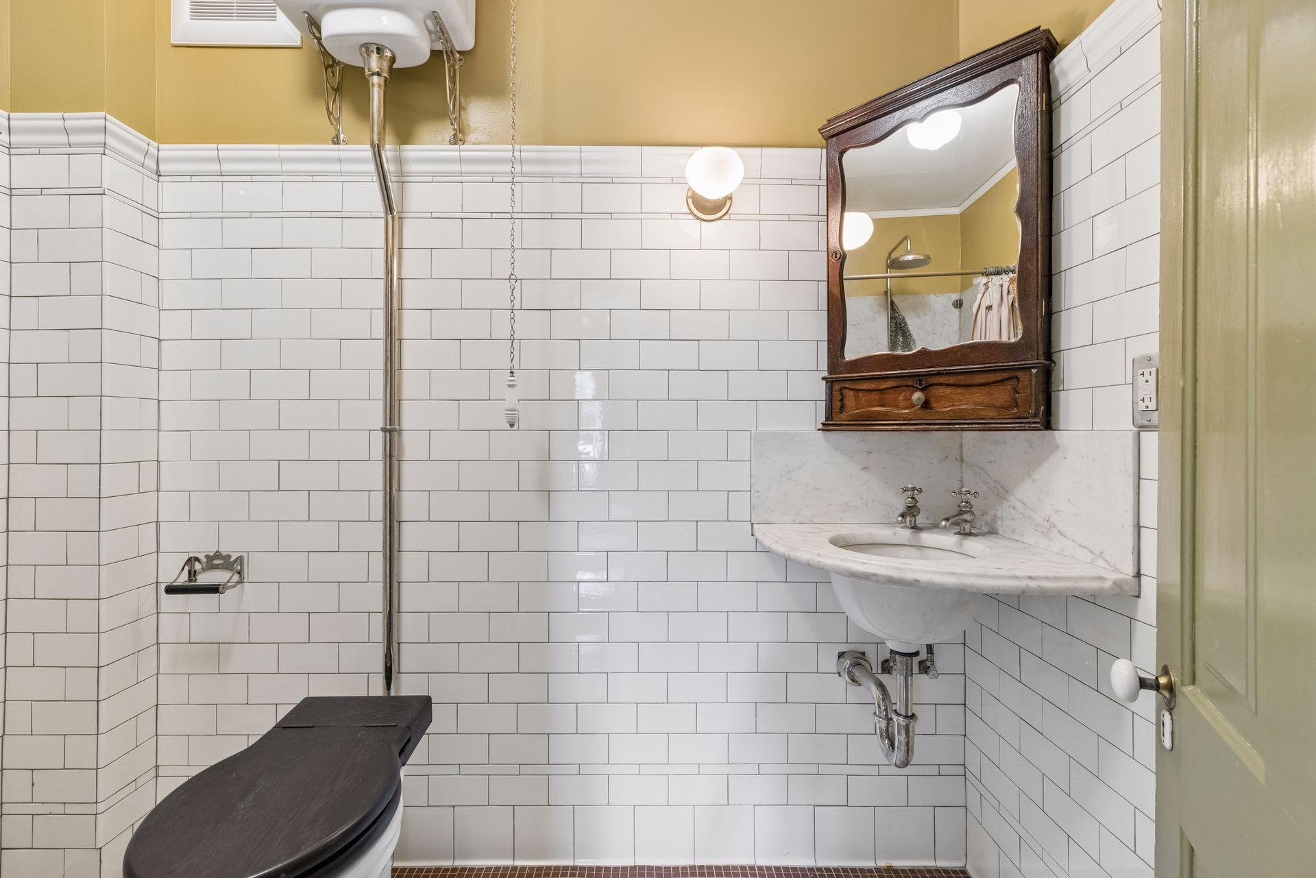 223 Walnut Street Property Photo 43