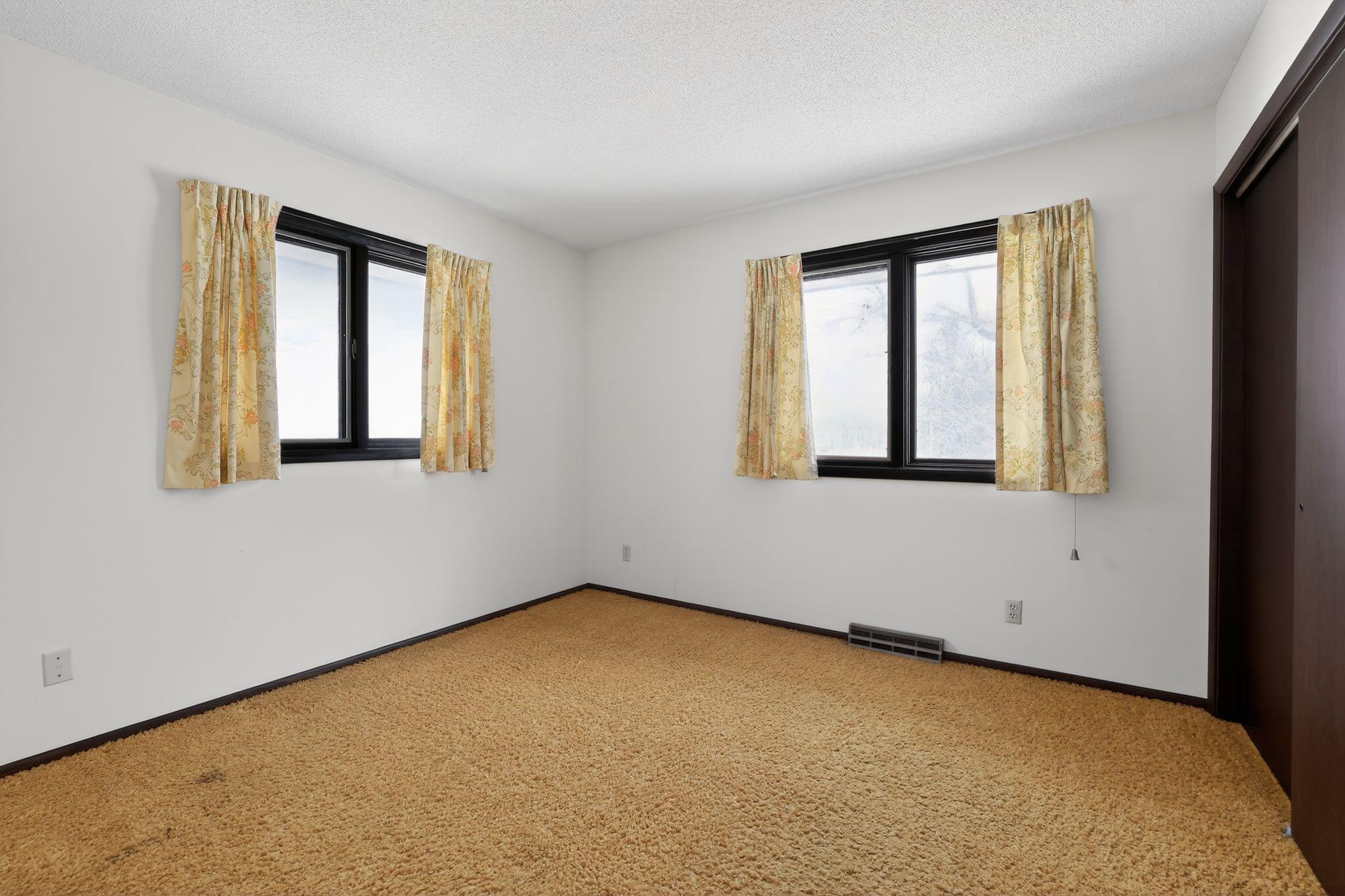 8730 Summit Drive Property Photo 17